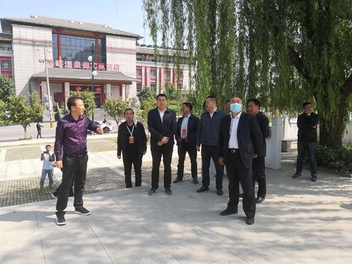 先后深入蓝关街办蓝田现代精品农业示范园(科氏农业项目),大寨路通