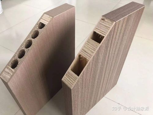 可以根据需求进行选择,小编建议选择实木复合门,而且是那种木条,龙骨