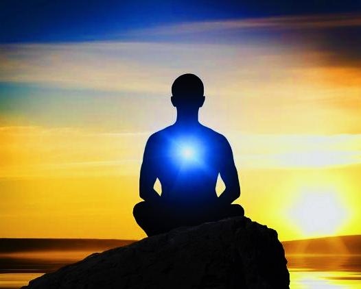 ""auther_name"":""任军"",""poster_title"":""静坐窍诀""}" src=""