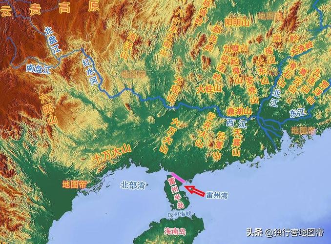 广西是个沿海省级行政区,有防城港,钦州,北海三个沿海地级市,原属广东