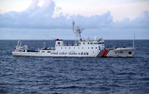 中国海警编队5月31日进入钓鱼岛领海内巡航