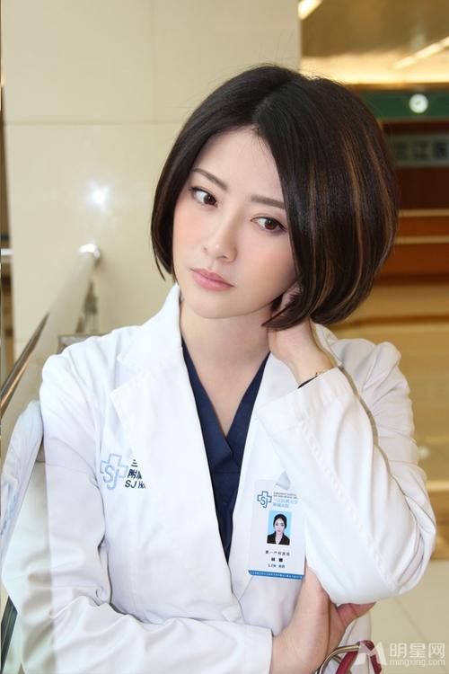 产科医生今日首播 朱锐饰演腹黑女