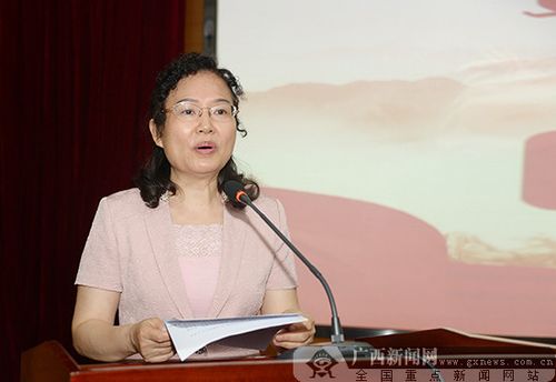 邓建华副局长致辞.通讯员 张雷 摄