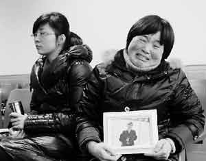 杭州男生依医嘱连续注射进口针剂 死于重度肺炎