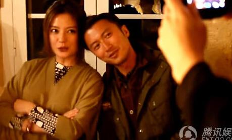 《锋味》谢霆锋为赵薇破酒戒 玩借位接吻