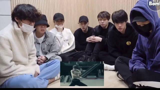 2020-1-19 来自 糖鸡超话 关注 糖旻 :智旻 你以前在学校的时候也跳