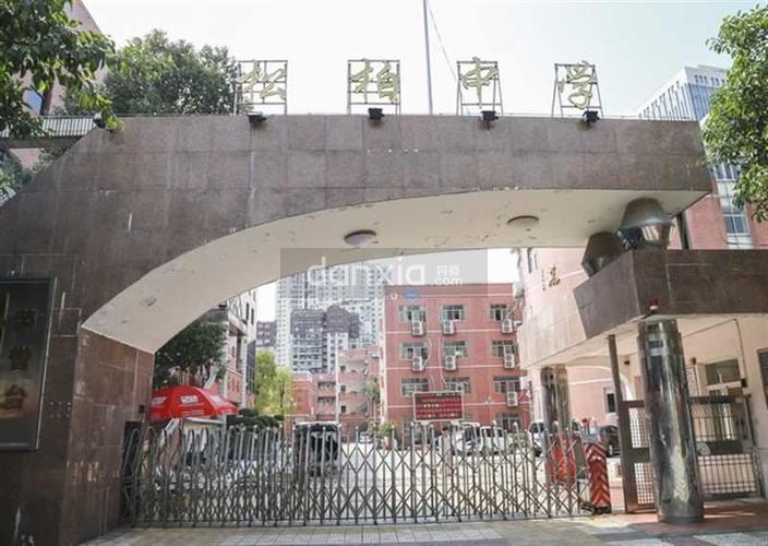 厦门市松柏中学