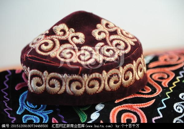 立即下载 关 键 词: 服装鞋帽  少数民族  民族服饰  哈萨克族  帽子