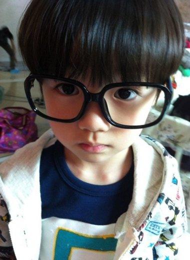 男童蘑菇头短发发型图片 男童适合的头发