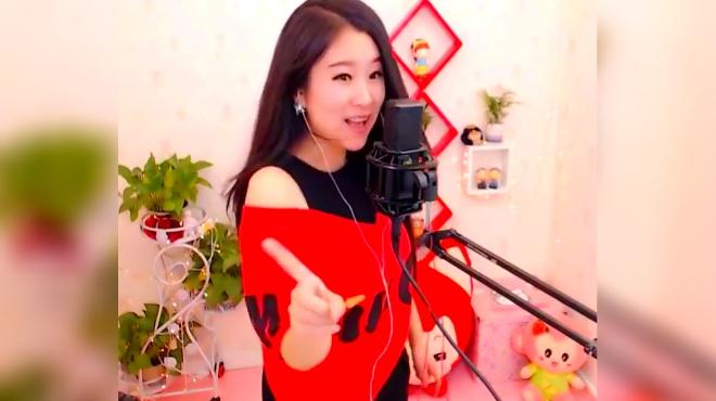 yy菲儿di版《你的过去我不介意》风靡全国经典神曲 好听不厌