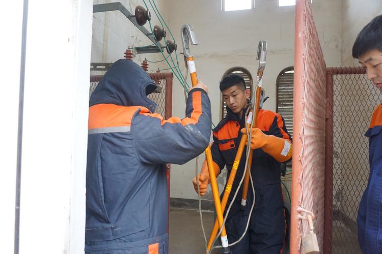 仰口索道圆满完成索道年度大修工作