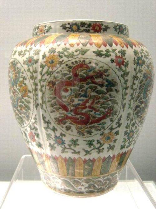 嘉靖五彩瓷器特点?怎么鉴定真伪?