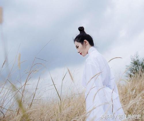 史上最牛女道士,父亲是大明首辅,羽化飞升之日,两文豪为之作传