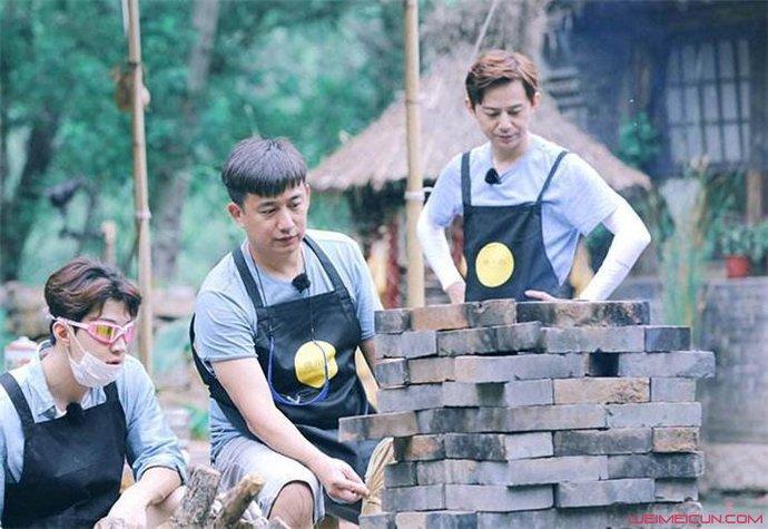 何炅为什么捧刘宪华 何炅和刘宪华搞基是恋人怎么回事