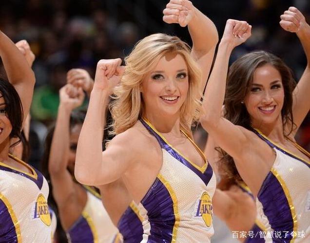 nba啦啦队的尴尬!时刻防止走光,却因这条奇葩规定硬着