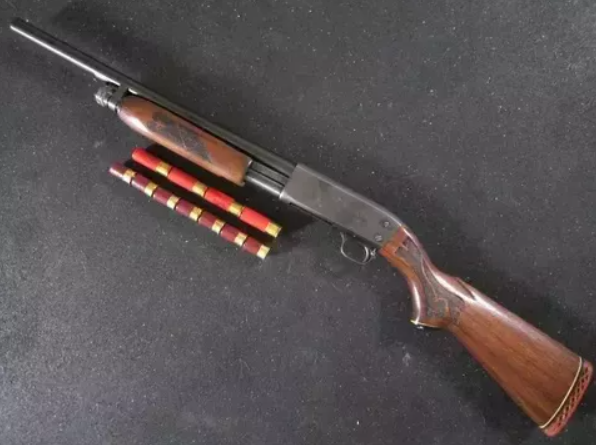 原创为啥霰弹枪多用管式弹仓,而非弹匣供弹