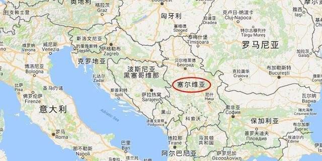 在美国等西方国家鼓动下,阿族人开始谋求独立,于是就与塞尔维亚发生