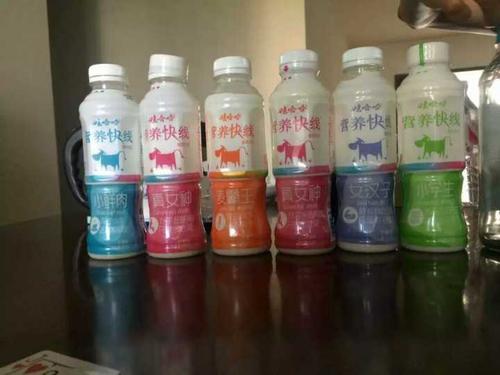 为什么娃哈哈的广告和产品包装都很难看