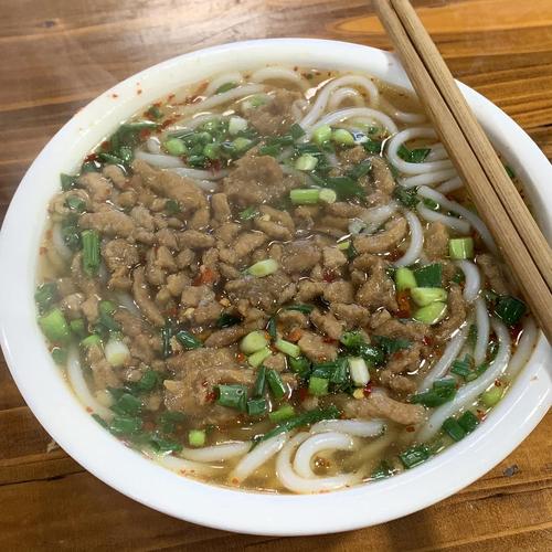 上饶地区的宝贝应该知道这个有多好吃了呜呜呜 米粉爱好者一定要来