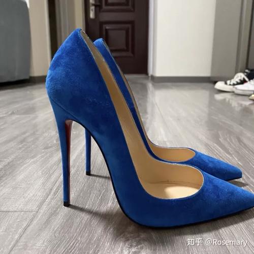 你觉得穿什么样的高跟鞋最美