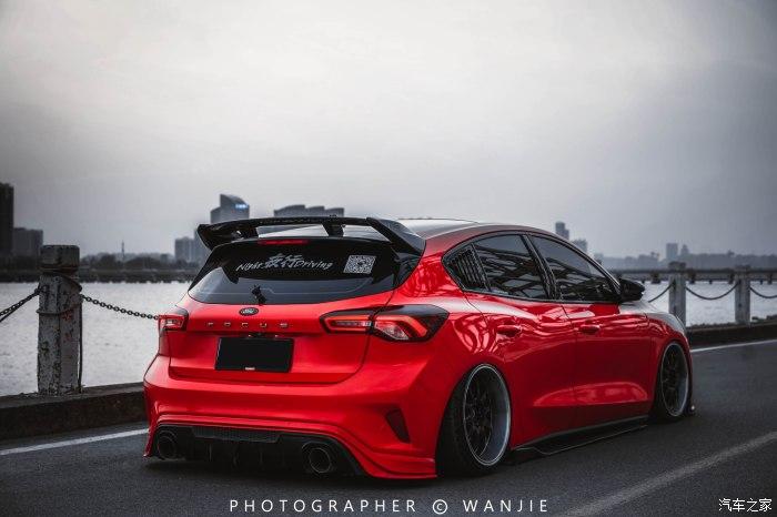 首款19福特福克斯改rs包围