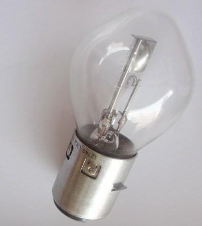 哪位朋友知道木兰轻骑ml125-10b摩托车大灯灯泡是几爪