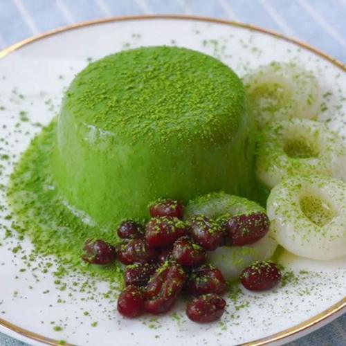 豆腐抹茶布丁,口感q弹,味道清新