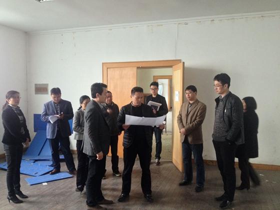 4月8日下午,市卫生计生委袁立江主任专程来到我院,对科技馆