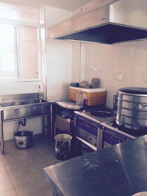 新装修包子铺急兑.低价转面议 详情 