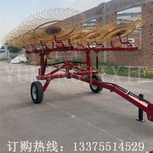 四轮拉机牵引式指盘搂草机玉米秸秆指盘式搂草机圆盘搂牧草机器