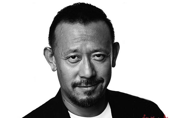 姜文  