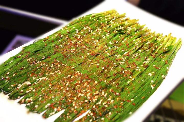 韭菜的做法大全 吃韭菜的好处有哪些_烧烤