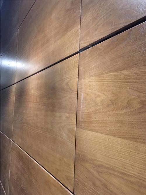 浙江美丽金属板(覆膜金属木纹板)a级防火 抗菌 进口toppan木纹