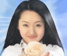 杨钰莹:我还是老老实实做歌手吧