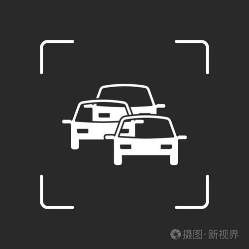 交通堵塞图标. 相机中的白色物体自动聚焦在黑暗背景上