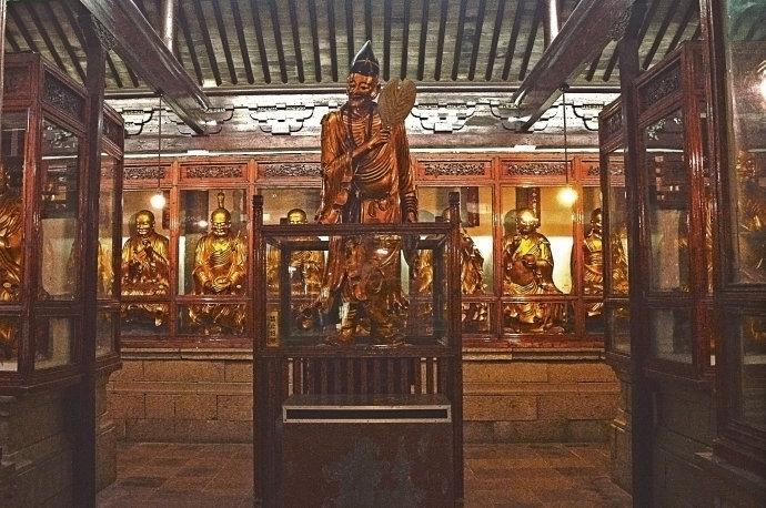 [转载]苏州西园寺罗汉堂塑像