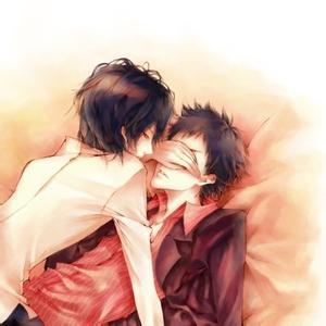 男生亲吻头像图片大全