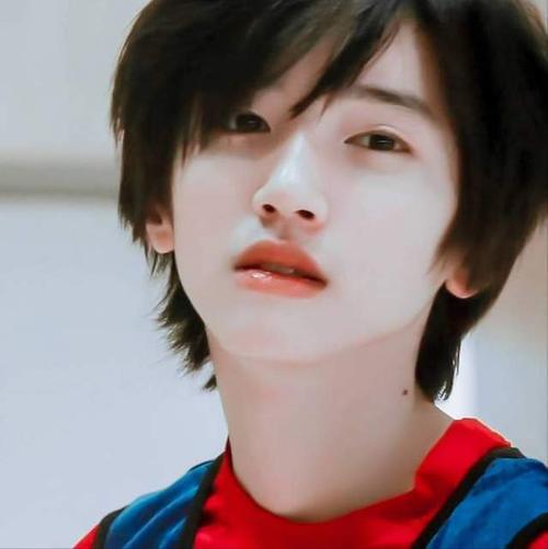 原创千年一遇的美少年终于等到他长大了长残了吗