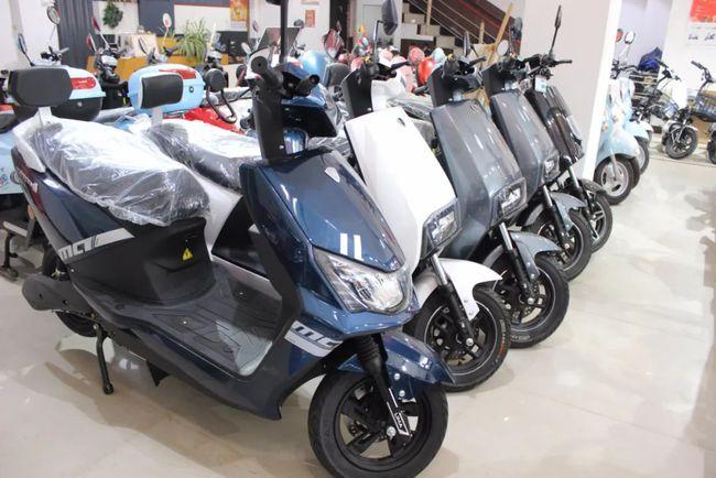 续航300里有好车,有优惠立马电动车m5,m3新品倍受热捧打造感动人心