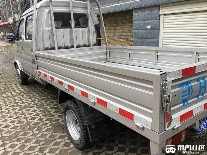 2017年年底长安汽油双排小货车,1.3排量,带方向助力,冷暖空调,2.