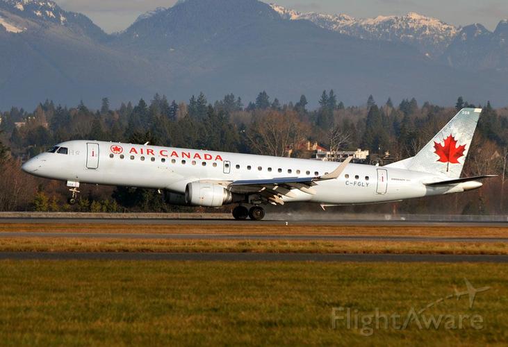 embraer erj-190 (c-fgly)