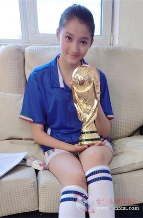 关晓彤比基尼装曝光啦!