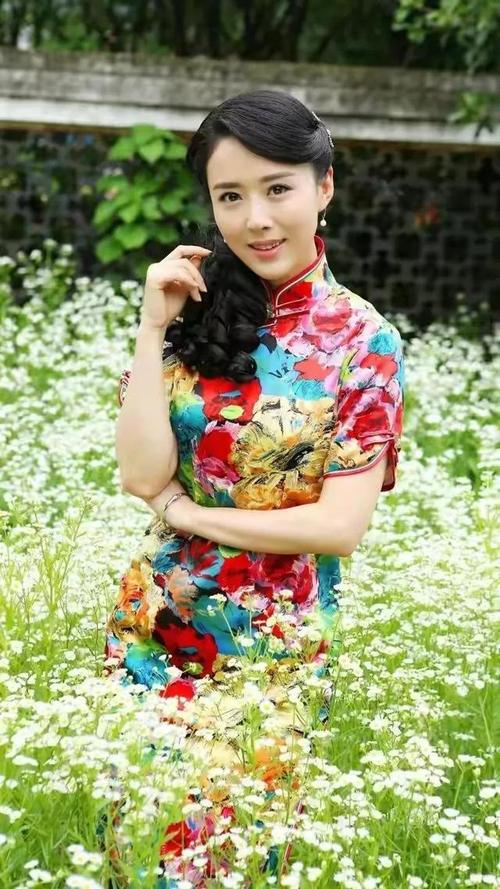 湖南美女颜丹晨
