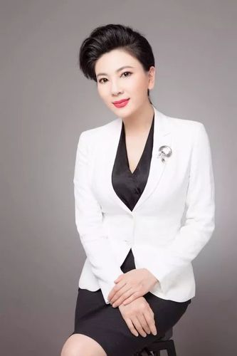 在礼节性点头的现场华大基因ceo尹烨究竟说了什么