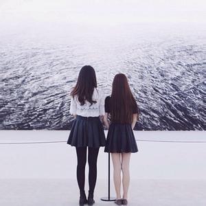 闺蜜头像一对两张霸气背影