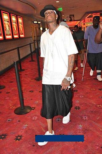 艾弗森又露面了,近日,"答案"身着嘻哈套装由 小诺小艾 发表在hoop