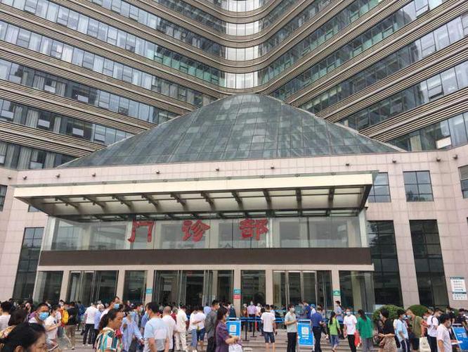 郑大一附院药房的"黑科技",患者都说好神奇