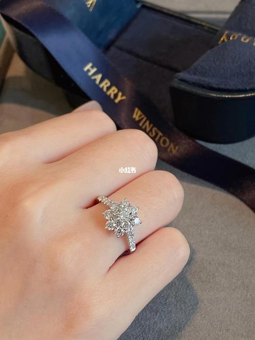 hw太阳花_太阳花_钻戒_晒晒我的钻戒_时尚_配饰