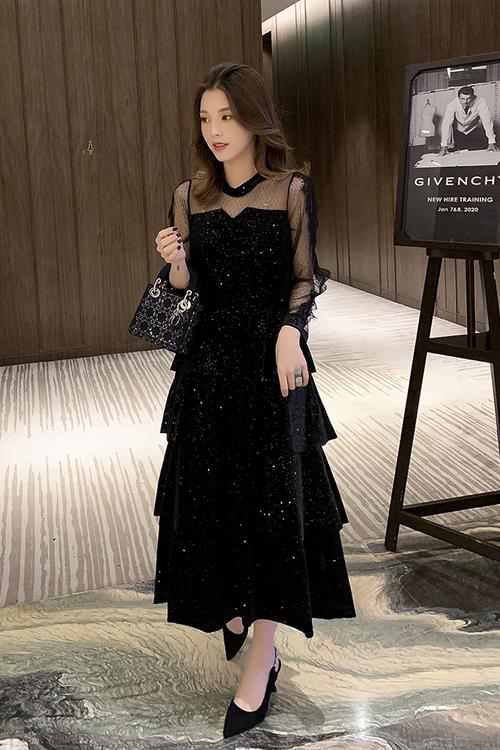 黑色丝绒闪闪连衣裙女网纱袖气质蛋糕裙春季高冷御姐风中长裙