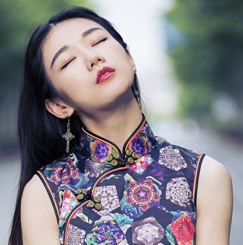 ava搭配日记〕旗袍也可以这样穿